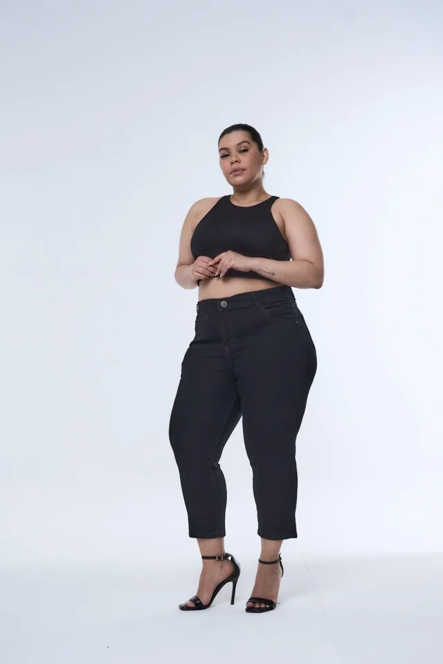 CAPRI BLACK
