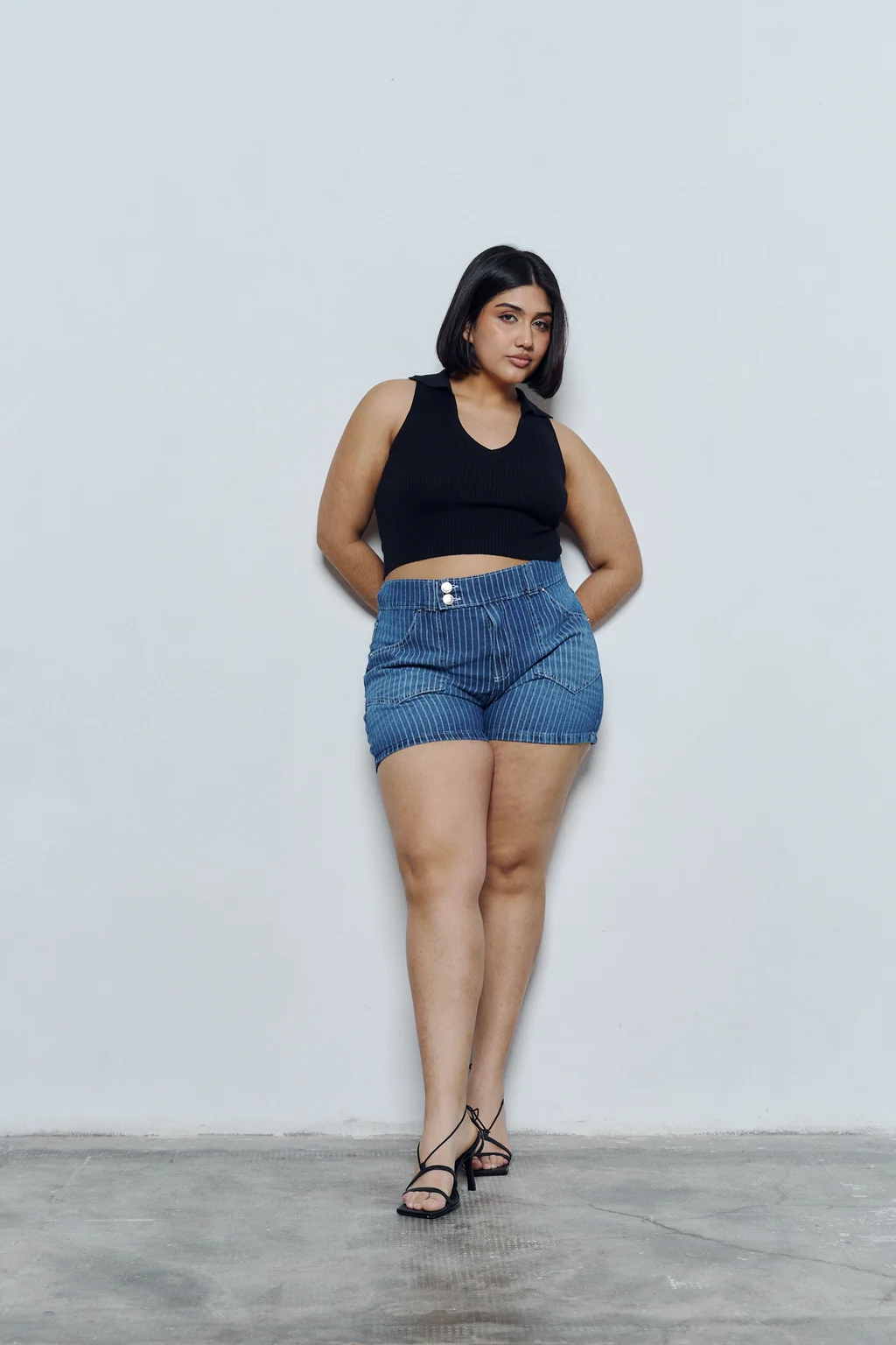SHORT ARCADIA CINTURA ANCHA RIGIDO