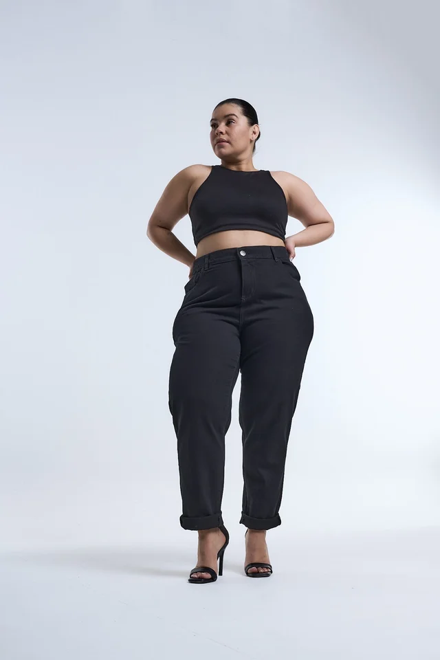 MOM BLACK