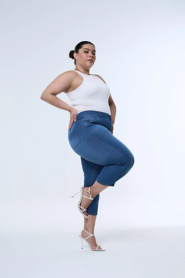 CAPRI MYA