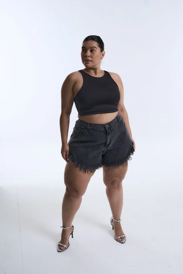 SHORT GRECONA RIGIDO
