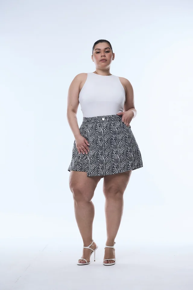 SHORT-POLLERA CASSIREA RIGIDO