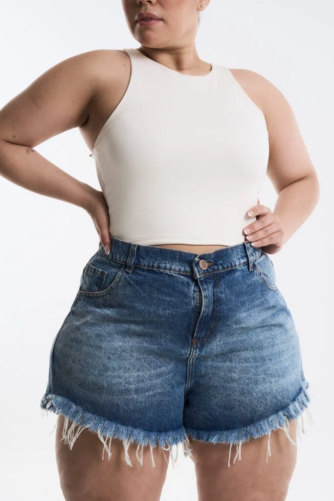 SHORT NIVARA BIGOTE NEVADO