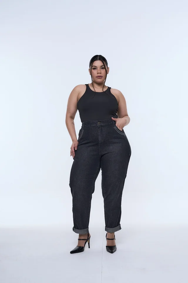 MOM BÉLBICA TACHAS