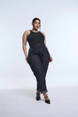 MOM BÉLBICA TACHAS