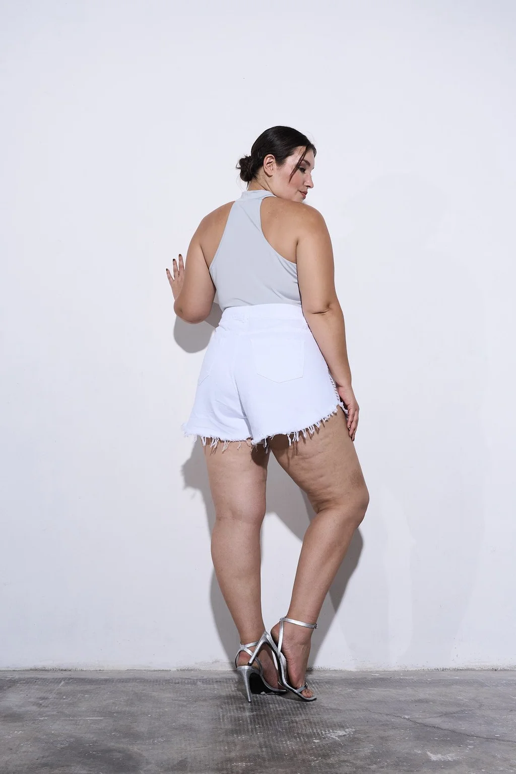 SHORT WHITANIA BRILLOS RIGIDO