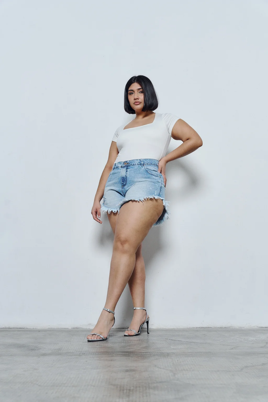 SHORT NYX NEVADO ROTURA BIGOTE RIGIDO
