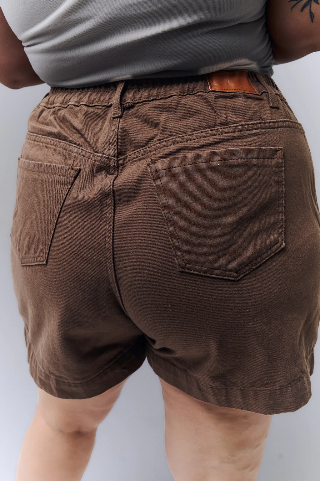 SHORT LEONTIS RIGIDO