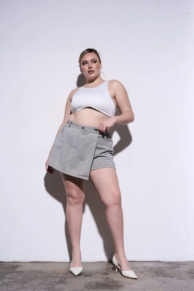 SHORT-POLLERA AMATISTA LÍNEAS 
