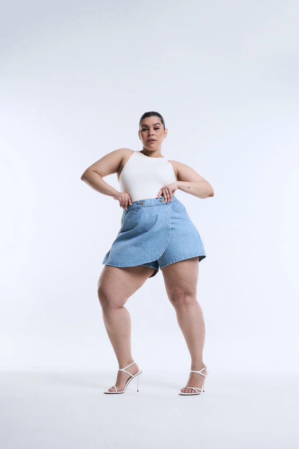 SHORT-POLLERA CIEL NEVADO RIGIDO