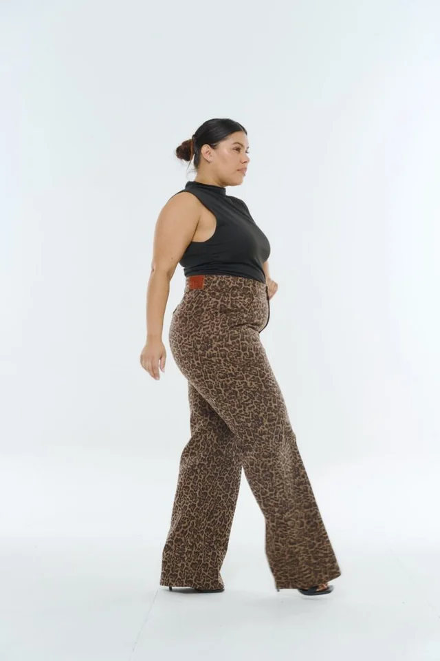 WIDELEG NICKY ANIMAL PRINT RIGIDO
