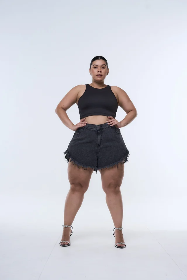 SHORT GRECONA RIGIDO