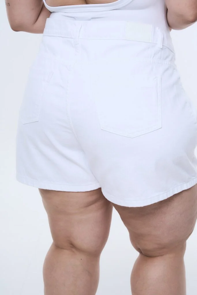 SHORT WHITARA