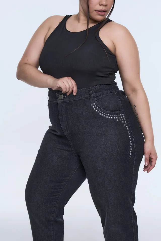 MOM BÉLBICA TACHAS