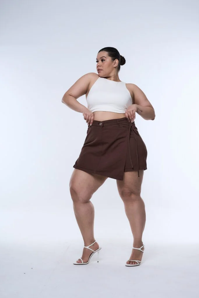 SHORT-POLLERA CHOCOLATE LAZO