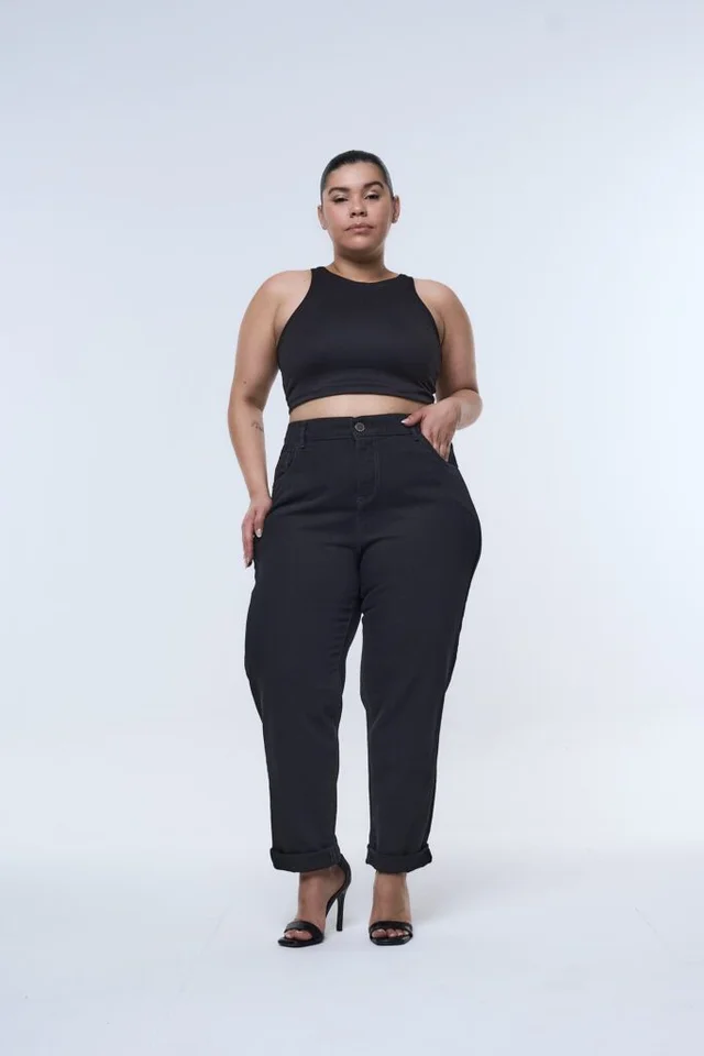 MOM BLACK