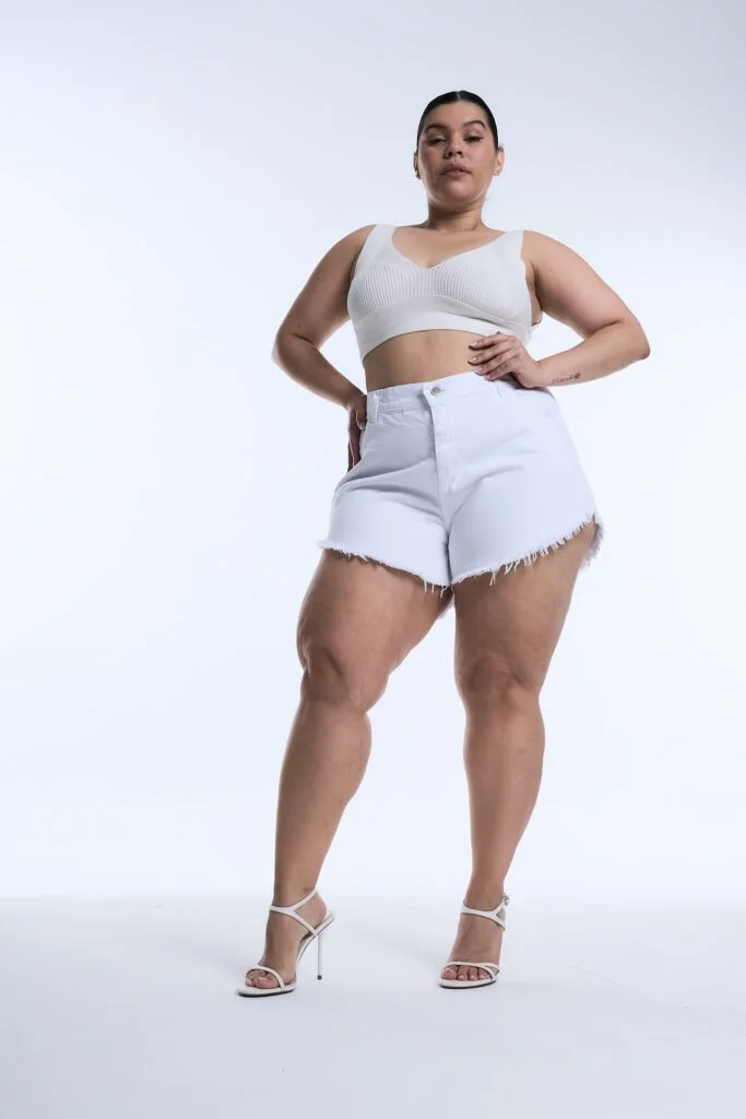SHORT WHITNEY