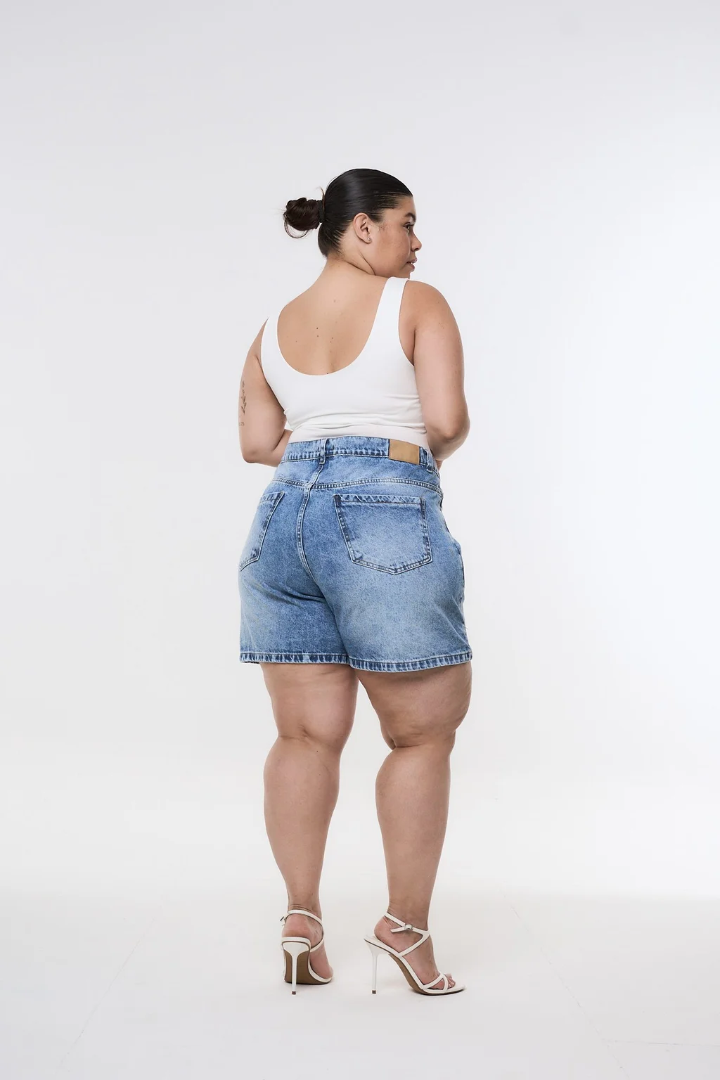 SHORT ABINEA NEVADO