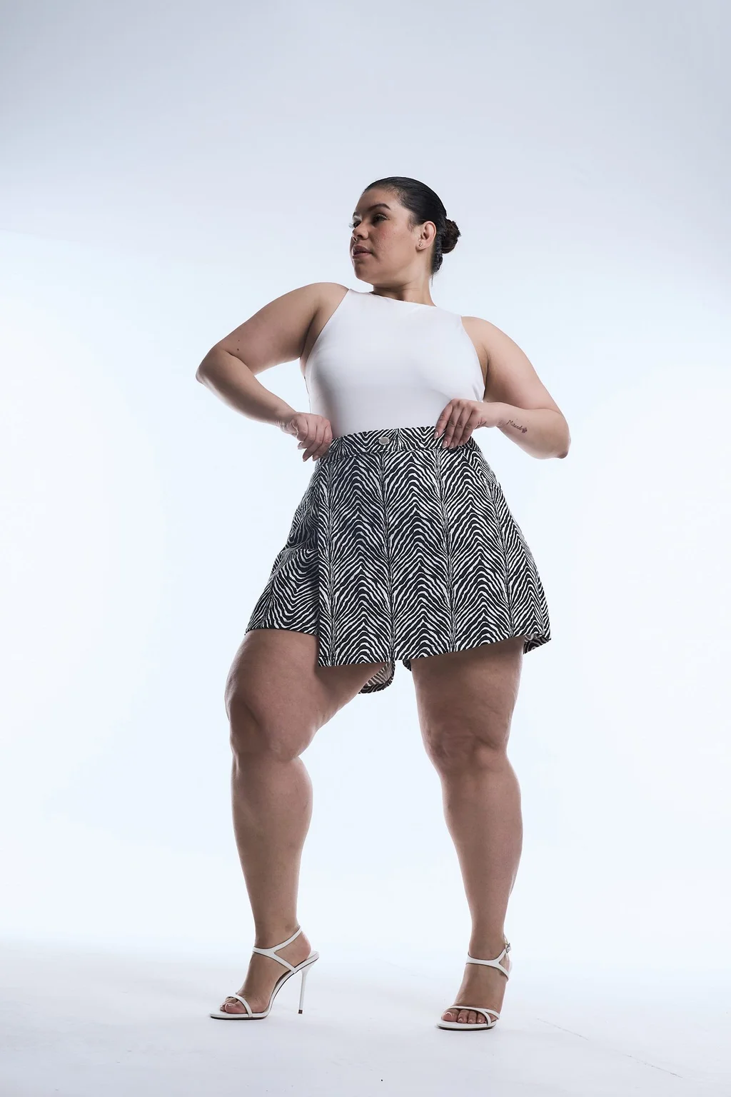 SHORT-POLLERA CASSIREA