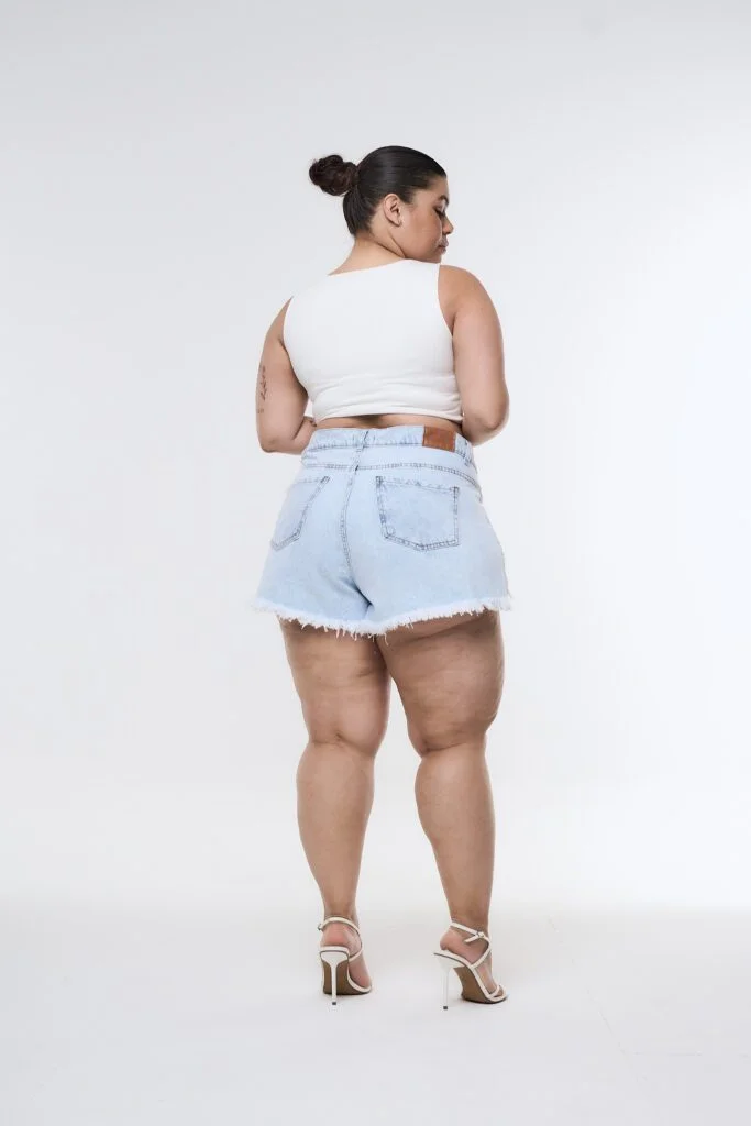 SHORT AUREXIA BRILLOS NEVADO