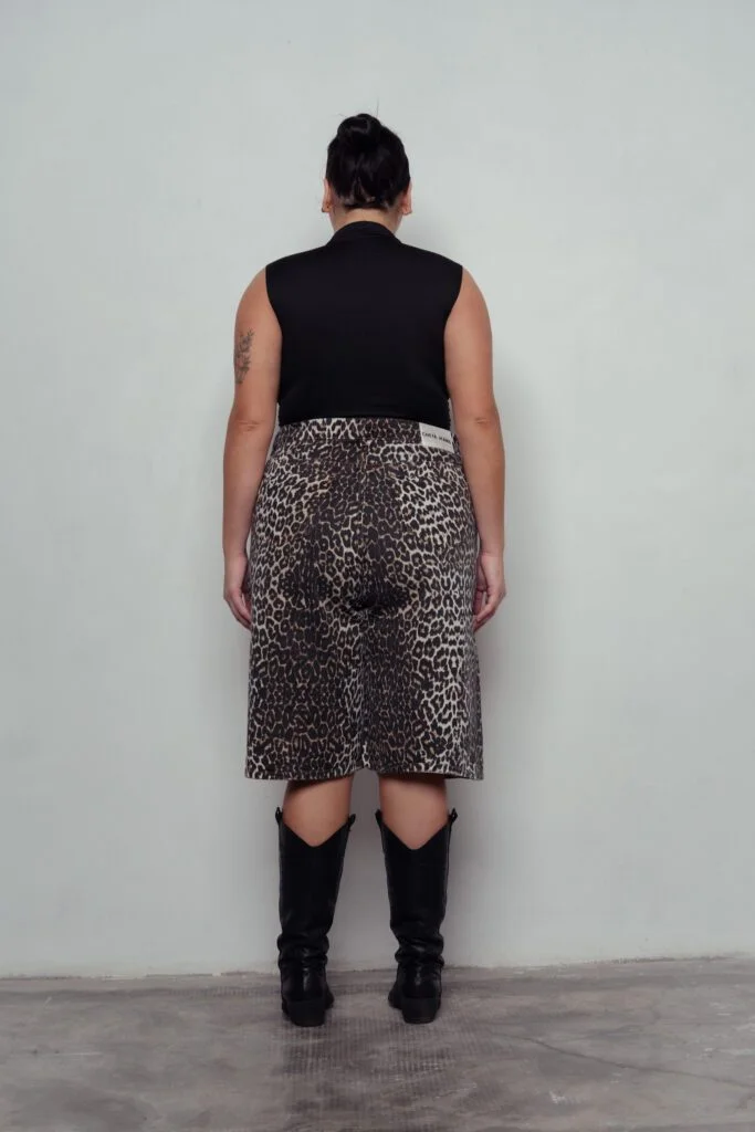 BERMUDA JORT TATHIANA ANIMAL PRINT
