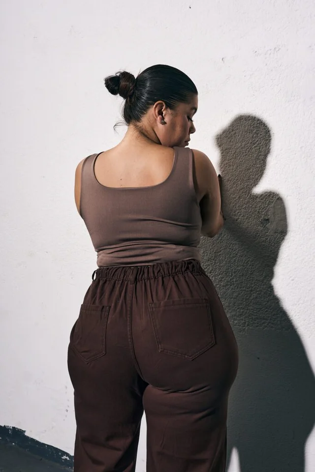WIDELEG CHOCOLATE CINTURA ELÁSTICA RIGIDO