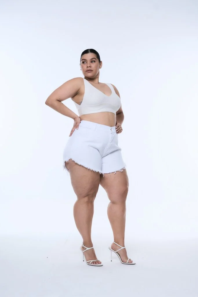 SHORT WHITNEY