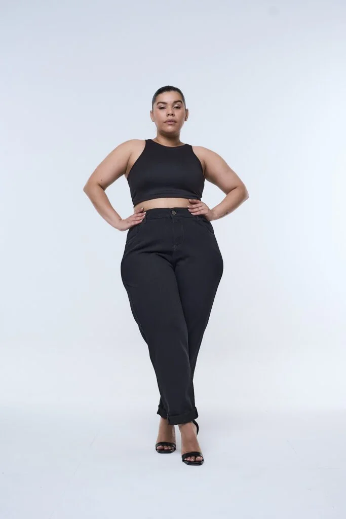MOM BLACK