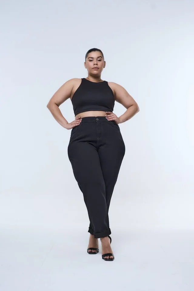 MOM BLACK