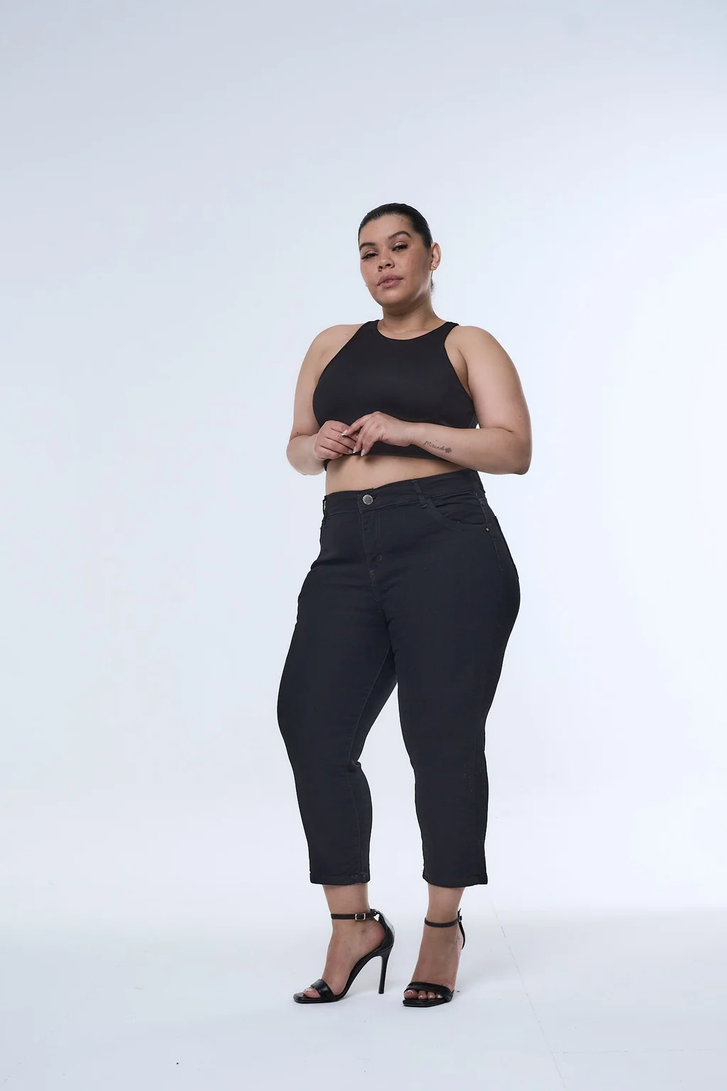 CAPRI BLACK ELASTIZADO
