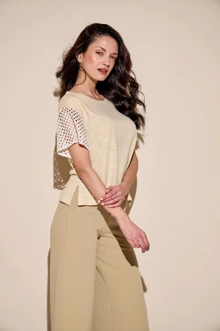 REMERA URSULA - Vista 2