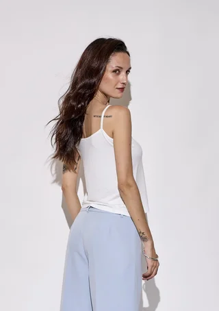 MUSCULOSA BÁSICA - Vista 3