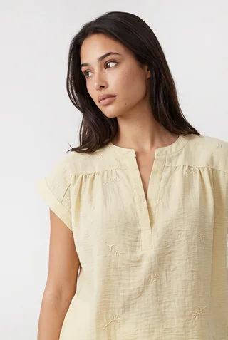 Blusa Nain - Vista 2