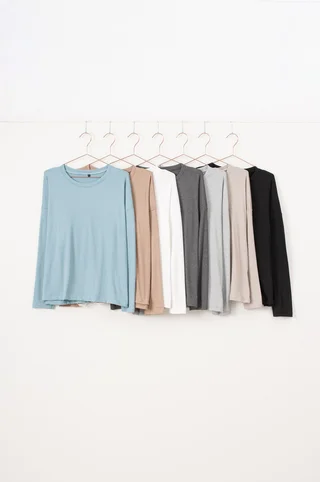 Remera Juva - Vista 3