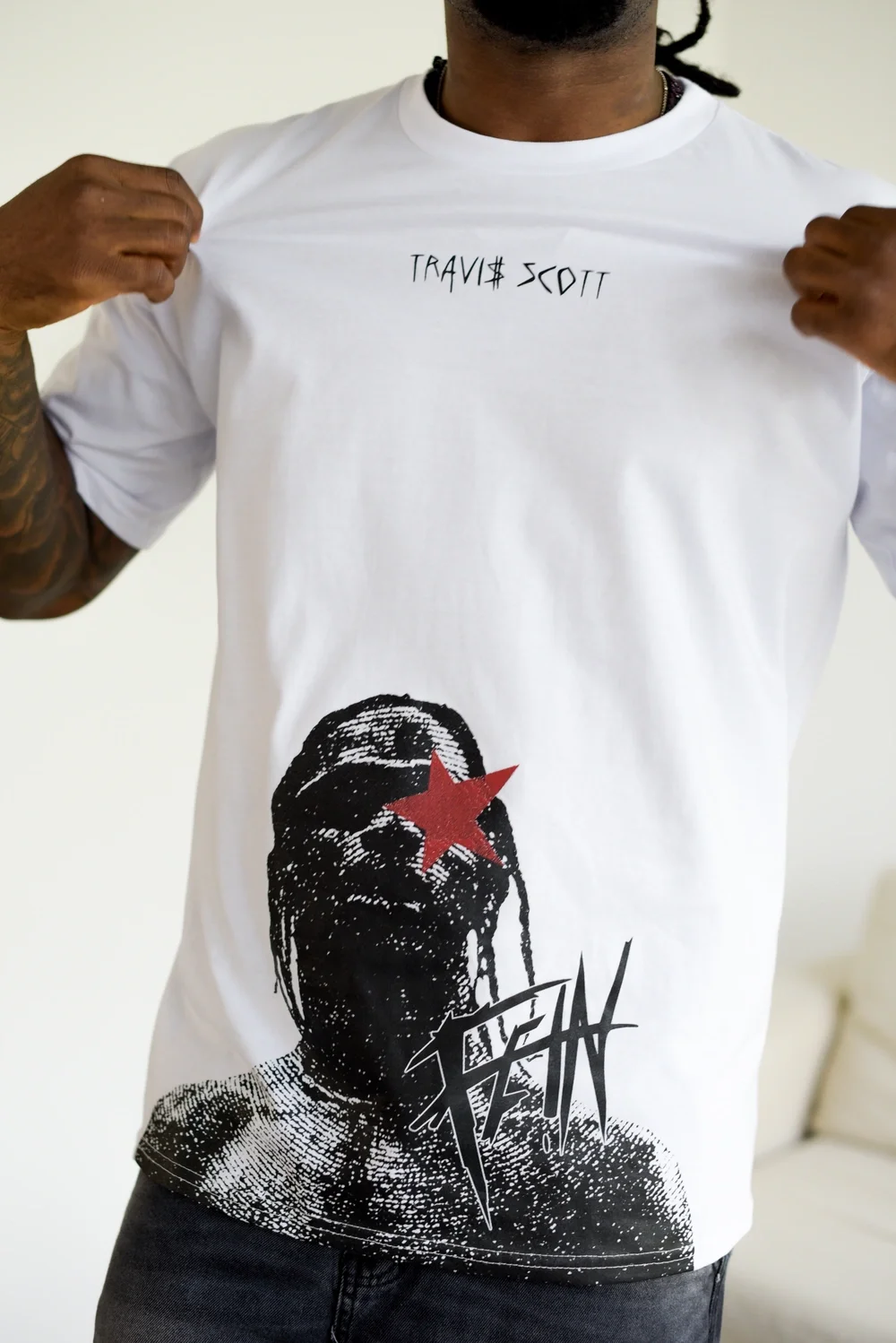 TRAVIS SCOTT