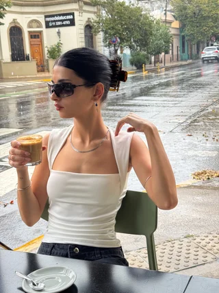 Top Quinn [MICROFIBRA] - Vista 1