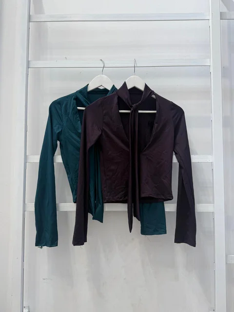 Top Raven [MICROFIBRA]