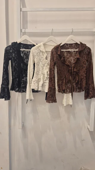 Top Laura [ENCAJE TEJIDO] - Vista 1