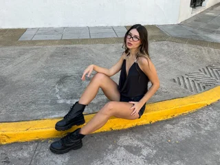 Top Zoe [MICROFIBRA] - Vista 3