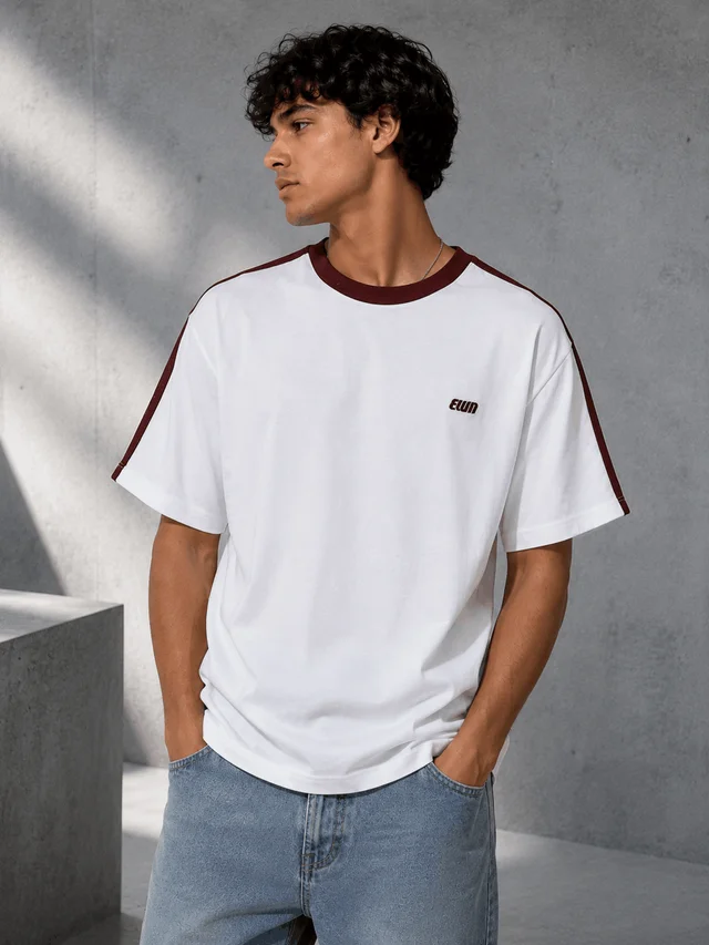 85454 - REMERA CON TIRAS Y LOGO
