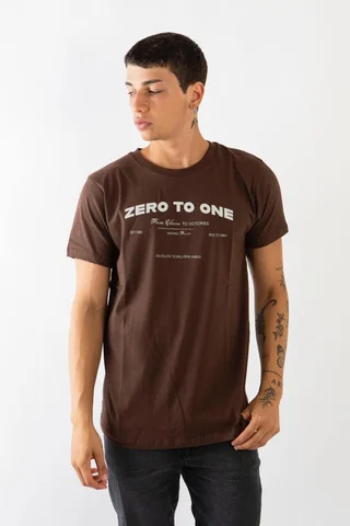 84472 - REMERA ZERO TO ONE  ESTAMPADA 24/1 BERLIN - Vista 3