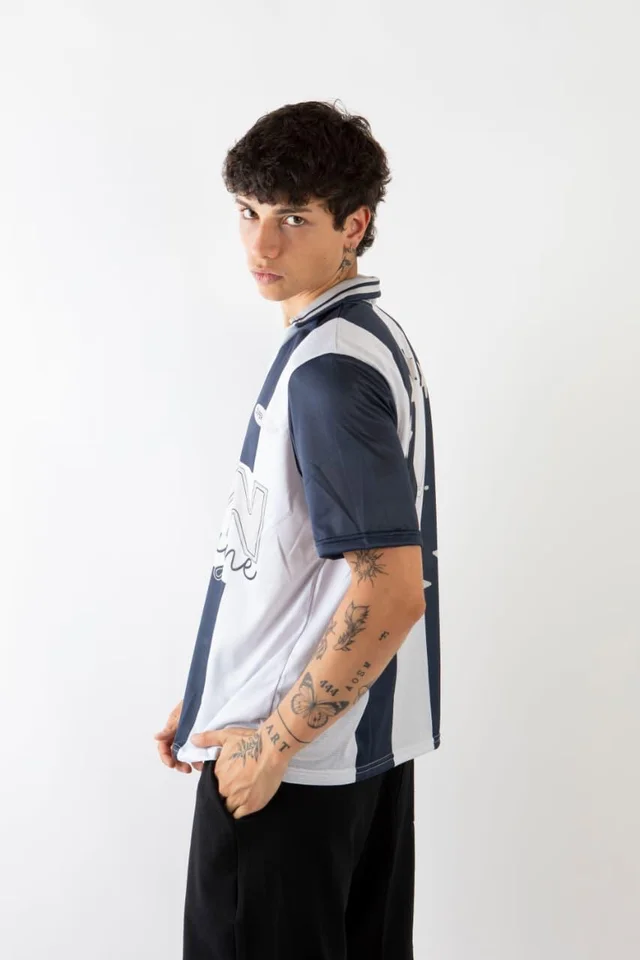 84420 - REMERA TIPO FUTBOL CHAMPAGNE