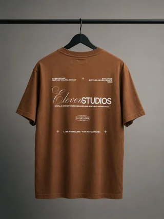85420 - REMERA BERLIN 24/1 ELEVEN STUDIOS DOBLE ESTAMPA - Vista 2