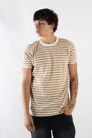 84441 - REMERA BERLIN RAYADA - Vista 4