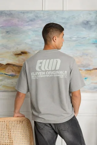 85407 - REMERA ELVN ORIGINALS BERLIN 24/1 DOBLE ESTAMPA - Vista 2
