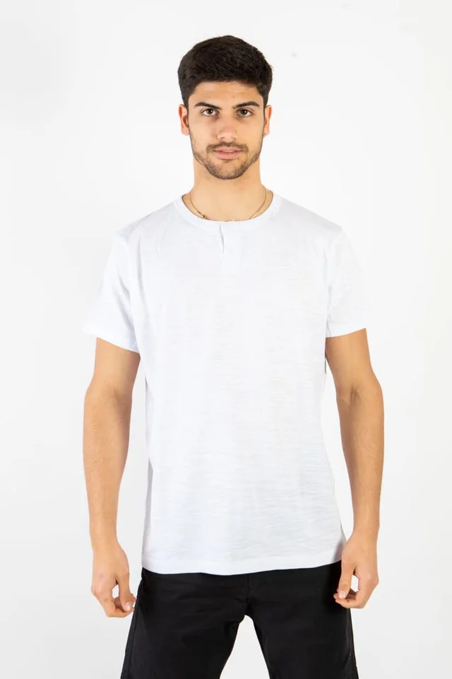 81410 - REMERA C/CARTERA Y BOTONES FLAME