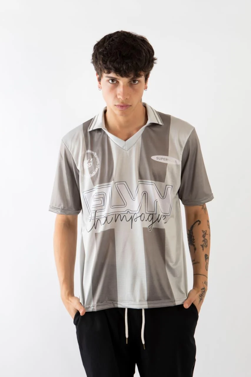 84420 - REMERA TIPO FUTBOL CHAMPAGNE