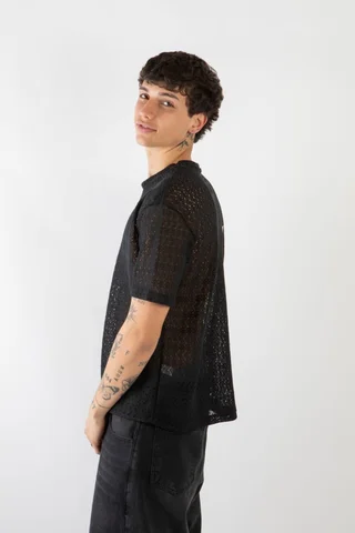 84426 - REMERA OVER TELA TEJIDA - Vista 6
