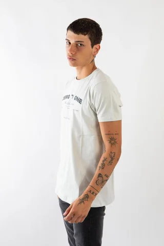 84472 - REMERA ZERO TO ONE  ESTAMPADA 24/1 BERLIN - Vista 2