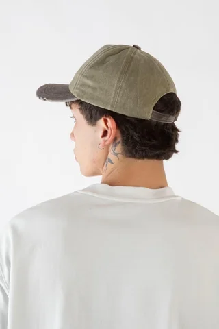 9518 - GORRO VISERA CLUB - Vista 4